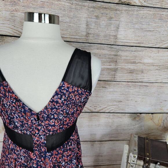 BCBGeneration Floral Mesh Shoulder‎ Sleeveless Mini Dress 4 - Picture 3 of 8